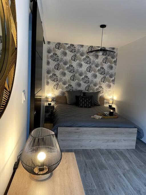 Bel Appartement Sur Cour Plein Centre Ville Et Parking Moulins  Exteriör bild